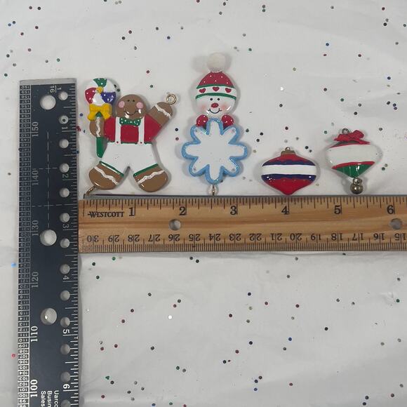 Christmas Ornaments Beads Snowflakes Santa Gingerbread Man Glass Crafting Pieces - Picture 2 of 9
